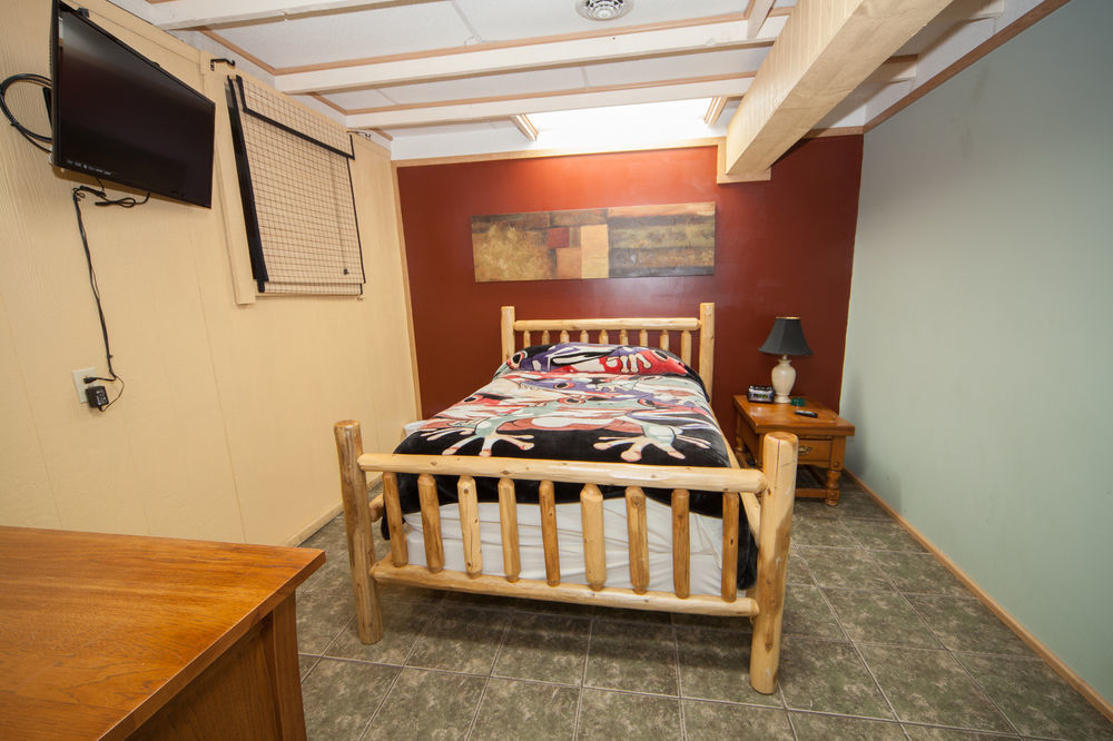 Log Cabin Lodge & Suites Jones Mills Εξωτερικό φωτογραφία